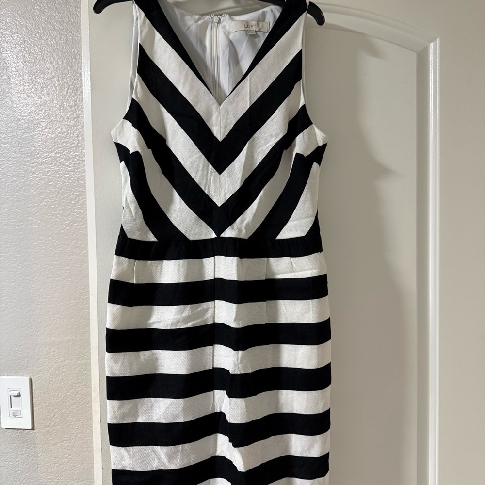 Loft dress black and off white, perfect condition.